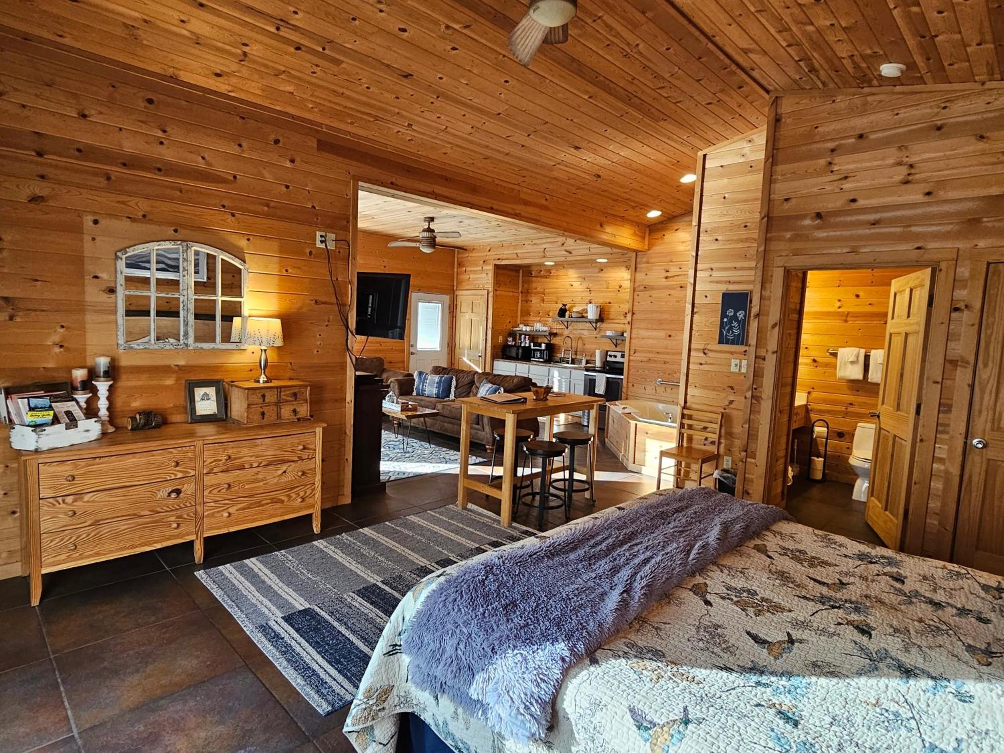 5 Min To Beaver Lake-King Bed-Fire Pit-Jetted Tub #3 يوريكا سبرينغز المظهر الخارجي الصورة