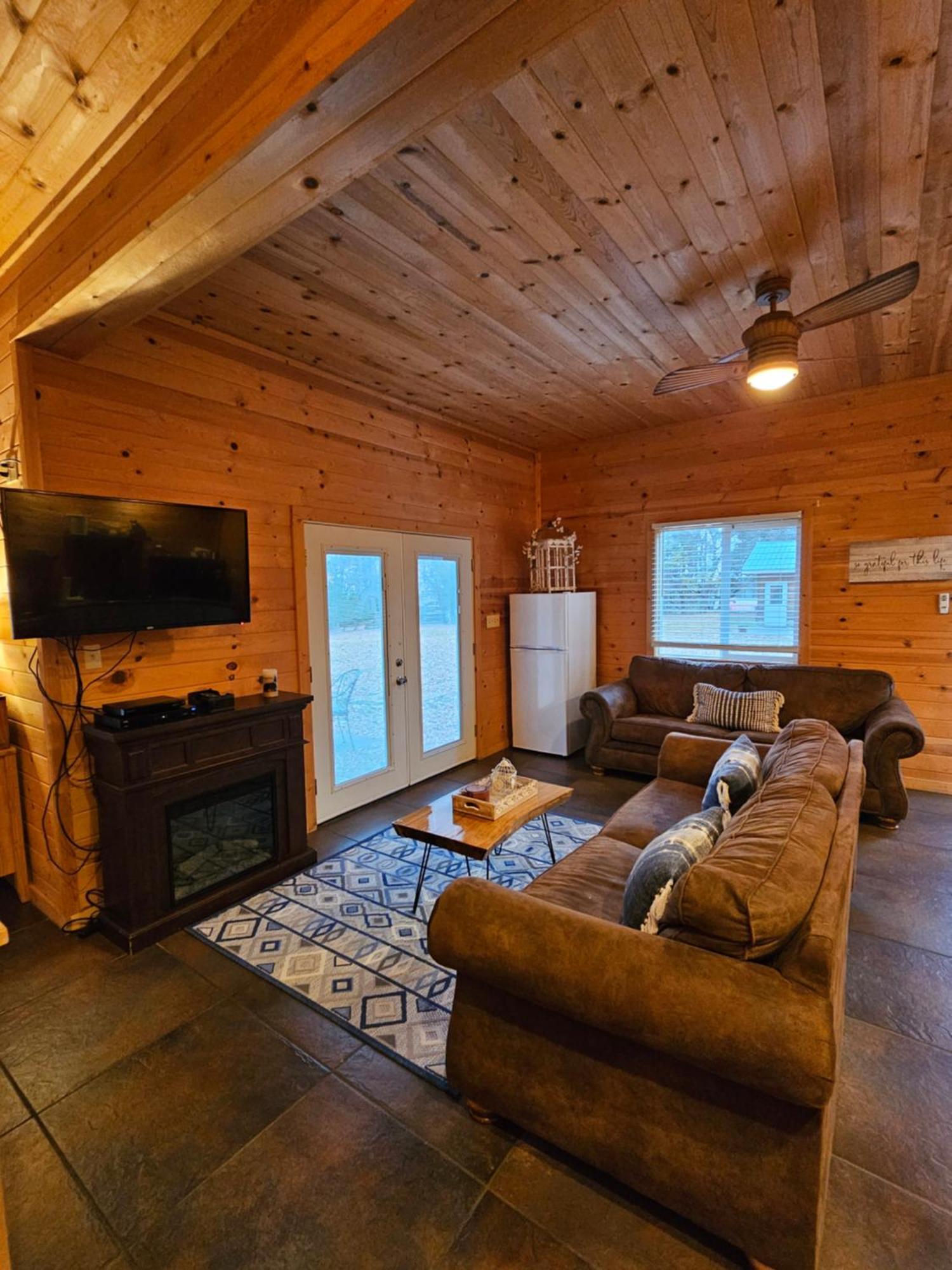 5 Min To Beaver Lake-King Bed-Fire Pit-Jetted Tub #3 يوريكا سبرينغز المظهر الخارجي الصورة