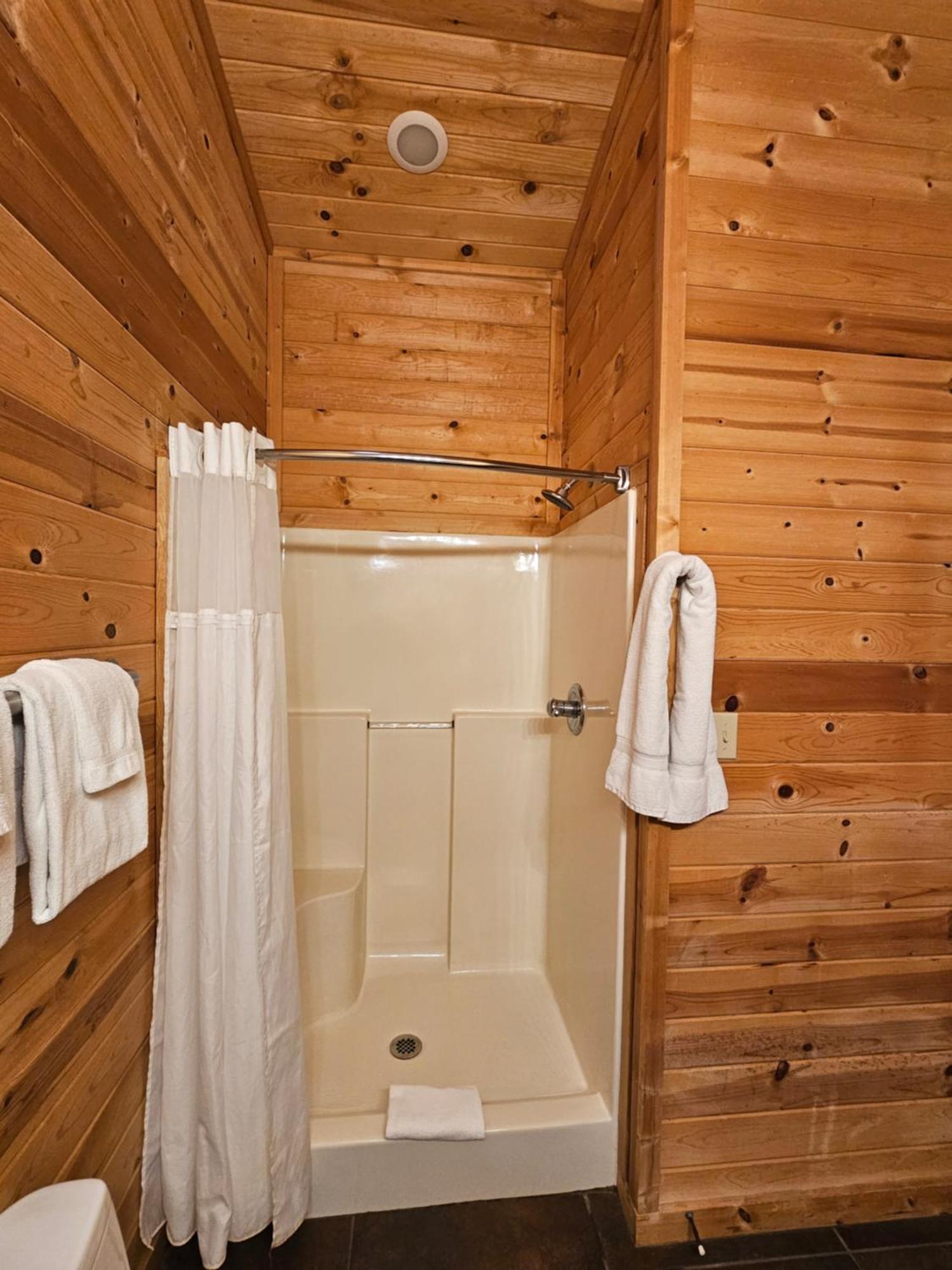 5 Min To Beaver Lake-King Bed-Fire Pit-Jetted Tub #3 يوريكا سبرينغز المظهر الخارجي الصورة